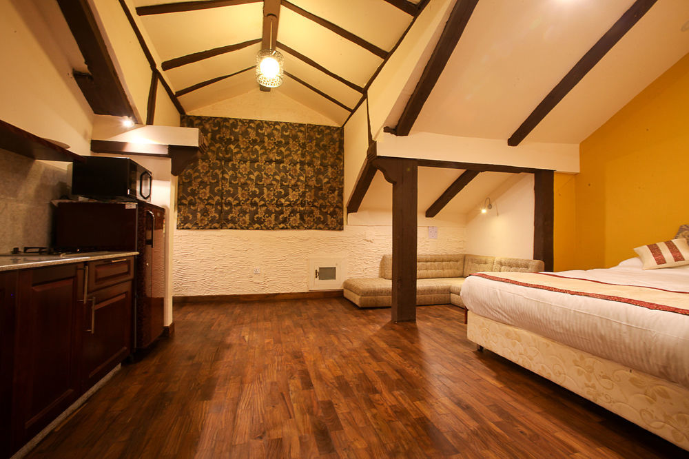 קטמנדו Hotel Heranya מראה חיצוני תמונה