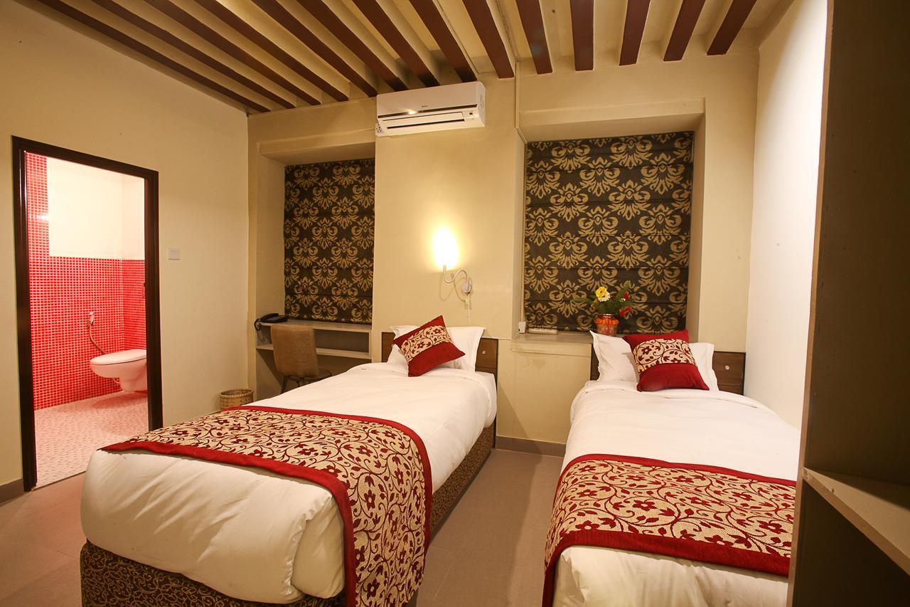 קטמנדו Hotel Heranya מראה חיצוני תמונה