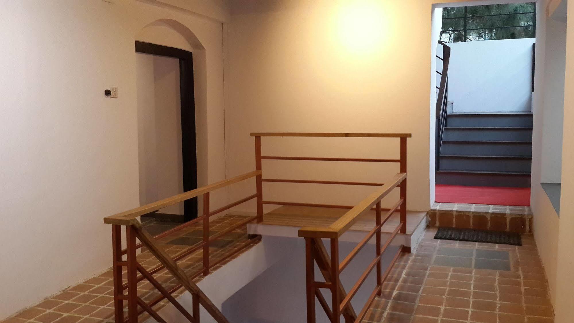 קטמנדו Hotel Heranya מראה חיצוני תמונה