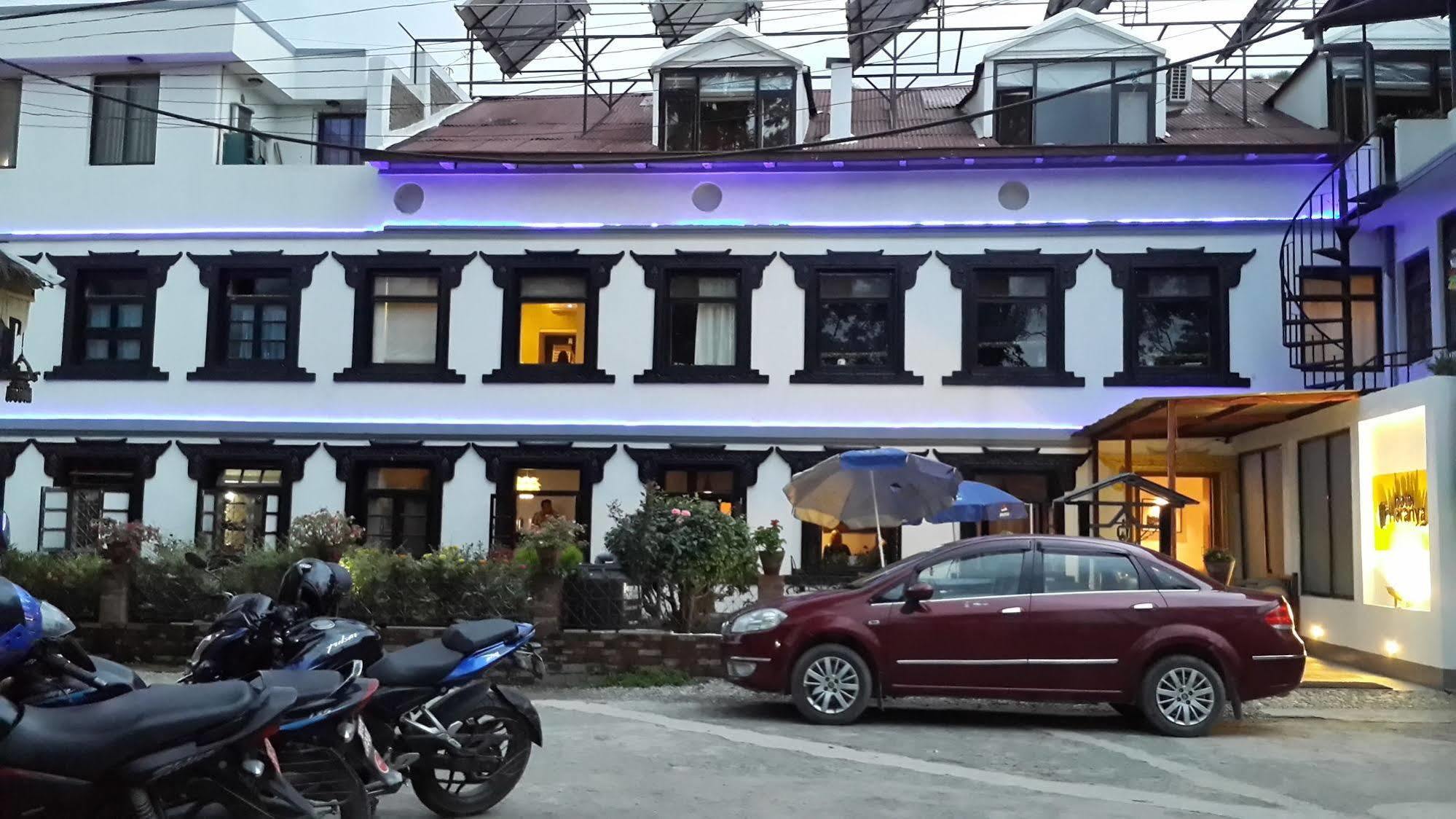 קטמנדו Hotel Heranya מראה חיצוני תמונה