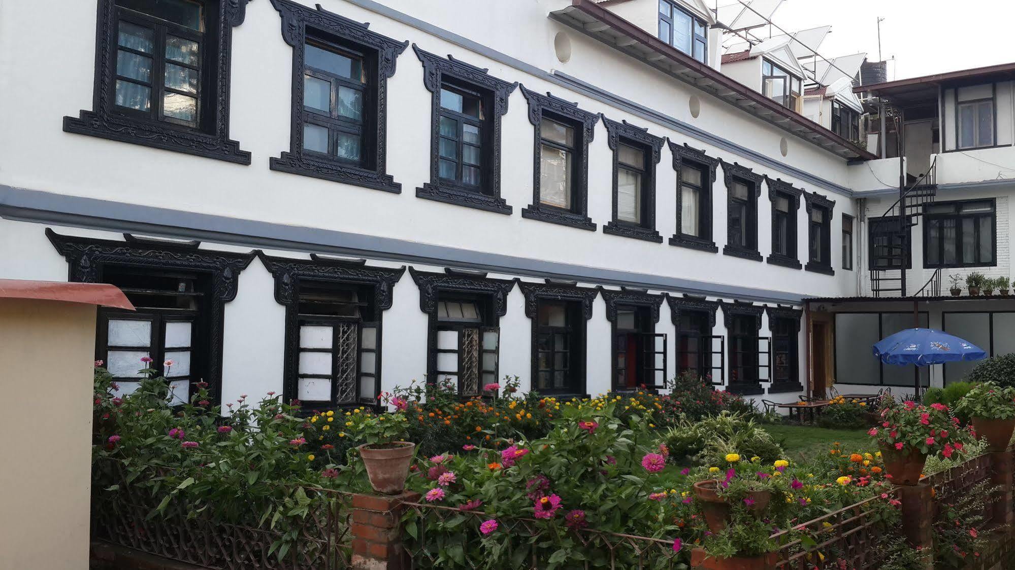 קטמנדו Hotel Heranya מראה חיצוני תמונה