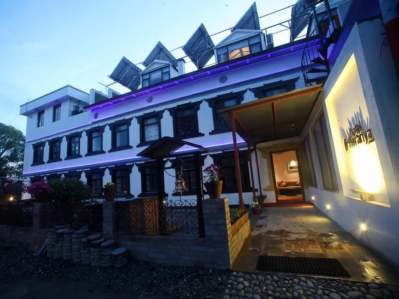 קטמנדו Hotel Heranya מראה חיצוני תמונה